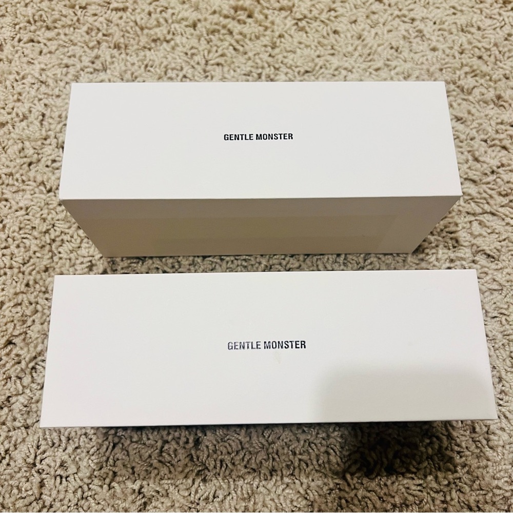 Gentle Monster Elegant White Box Duo
